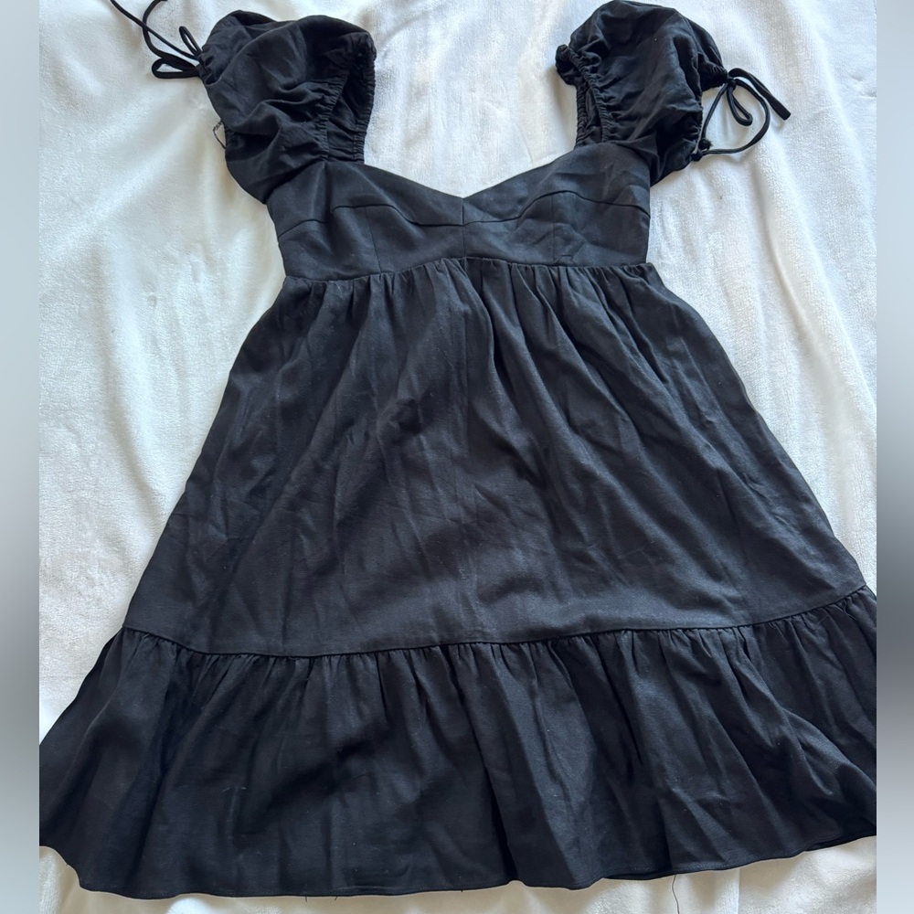 Nati boutique sweetheart neckline dress